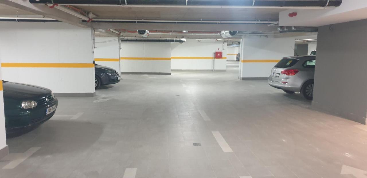 Golden Studio - Private Parking دوبروفينك المظهر الخارجي الصورة